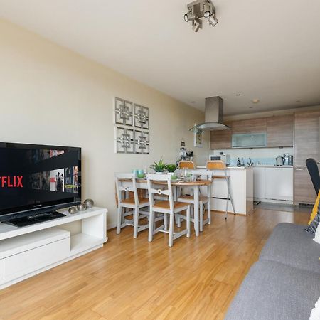 Stratford Skyview Apartment Londres Extérieur photo