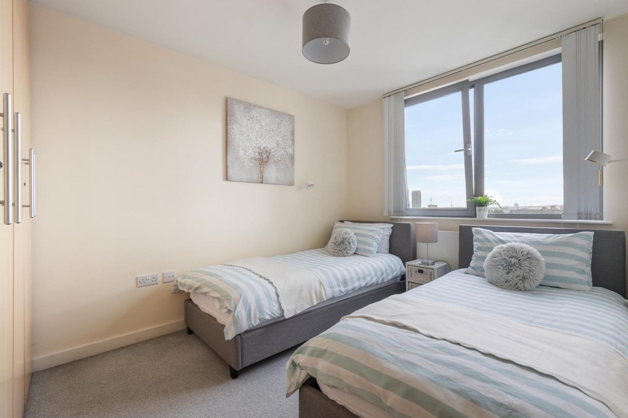 Stratford Skyview Apartment Londres Extérieur photo